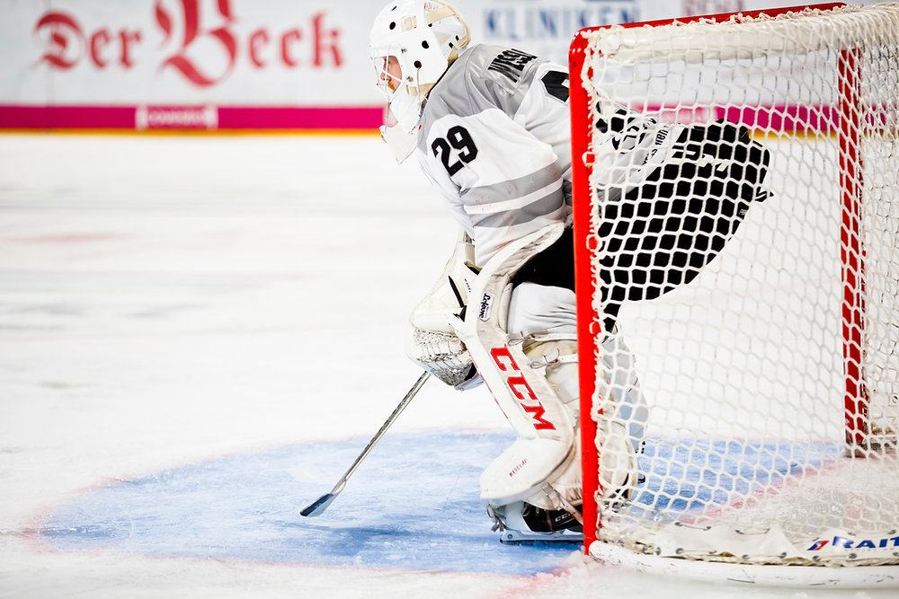 5 Powerful Mindset Shifts Every Goalie Needs to Build Unshakable Confidence This Season